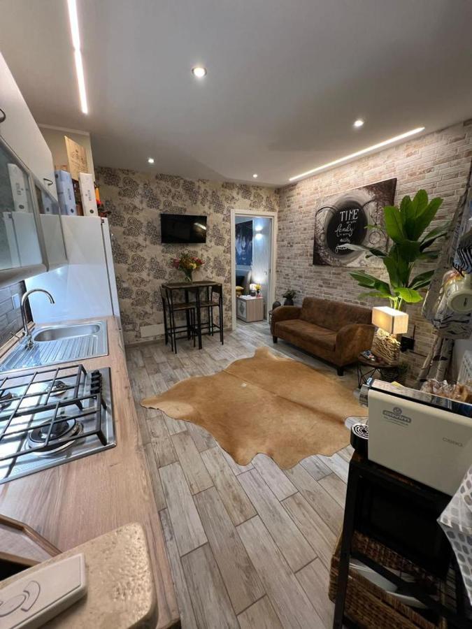 Casa Anita Apartment Mentana Bagian luar foto