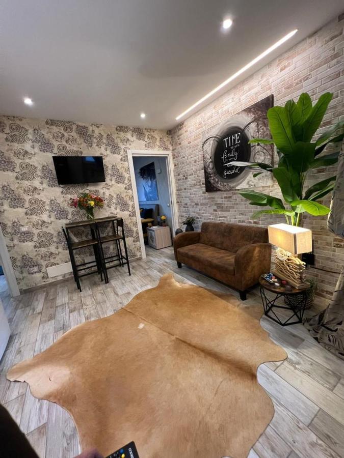 Casa Anita Apartment Mentana Bagian luar foto